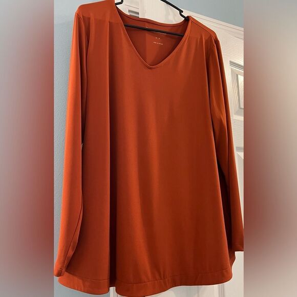 Susan Graver Tops - Susan Graver Long Sleeve V-Neck Top - XL - Pumpkin - EUC; clean/smoke-free home